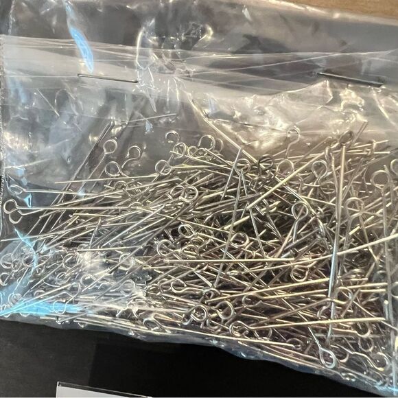 Over 10 Bundles of Assorted Jewelry Making Supplies - Picture 2 of 12